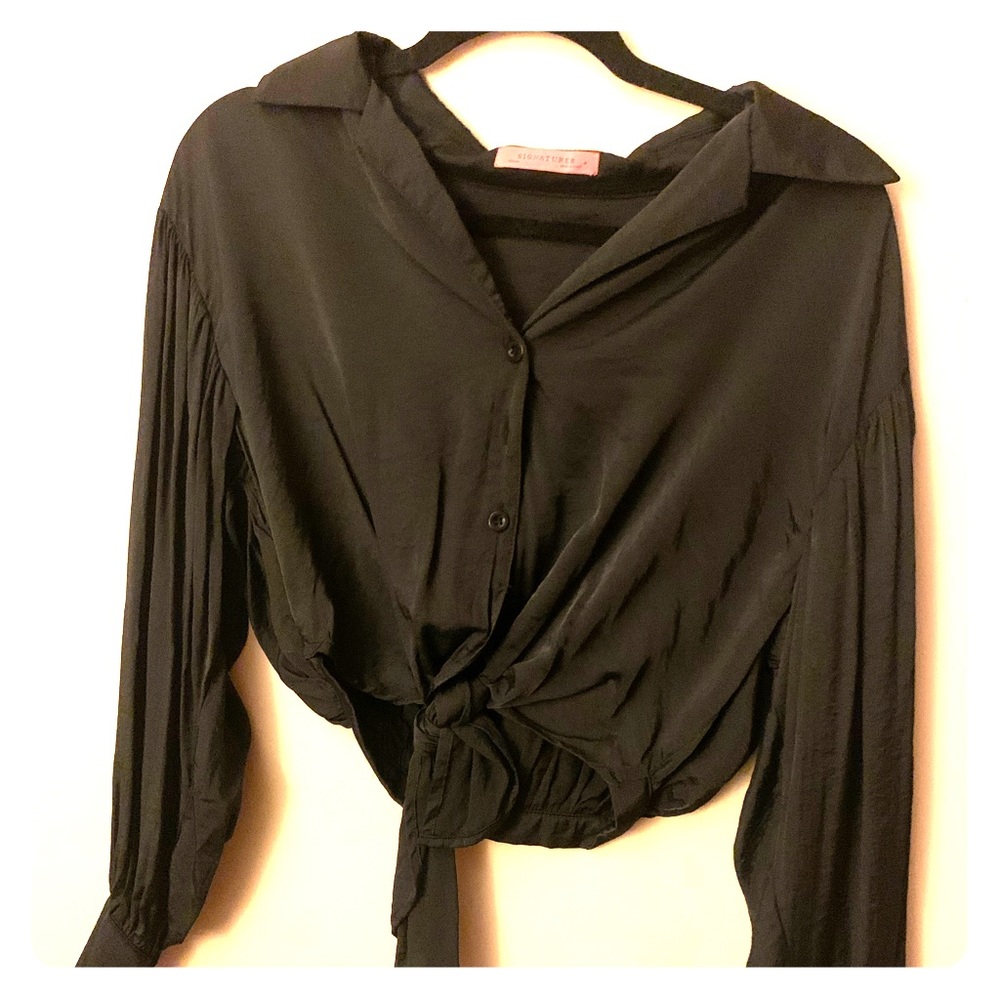 SATIN BUTTON DOWN TOP